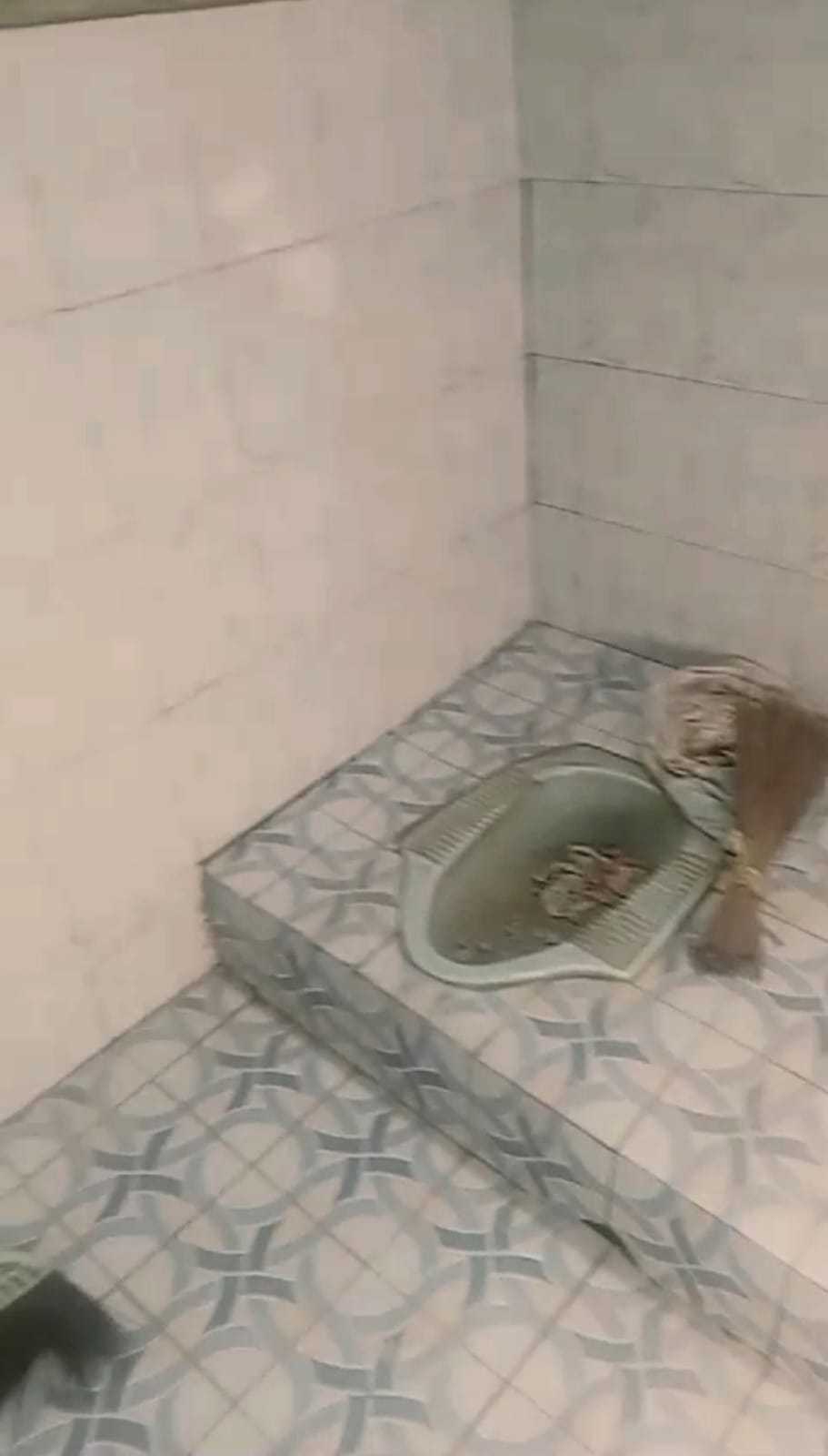 Foto Jamban/WC 100%